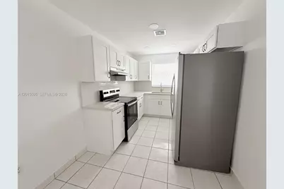 2645 SW 28th Ct #2647, Miami, FL 33133 - Photo 4