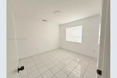 2645 SW 28th Ct #2647, Miami, FL 33133 - Photo 8