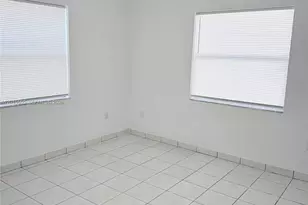2645 SW 28th Ct, Miami, FL 33133 - Photo 10