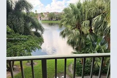 12118 Saint Andrews Pl #304, Miramar, FL 33025 - Photo 4