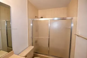 2934 Whitehead St, Miami, FL 33133 - Photo 10