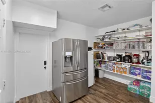 14630 Cedar Creek Pl, Davie, FL 33325 - Photo 20