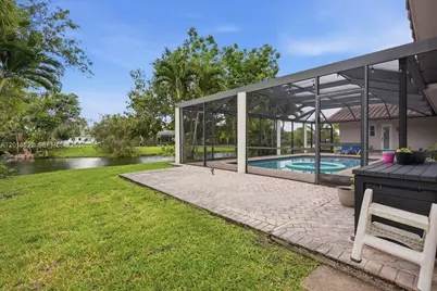 16530 Lake Tree Dr #16530, Weston, FL 33326 - Photo 12