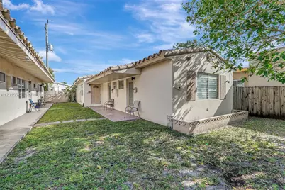 1723 Liberty St #6, Hollywood, FL 33020 - Photo 8
