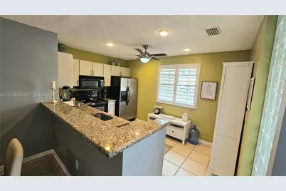 3544 Magellan Cir #117, Aventura, FL 33180 - Photo 14