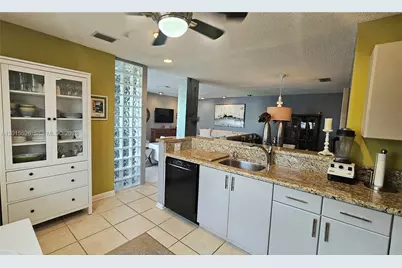 3544 Magellan Cir #117, Aventura, FL 33180 - Photo 16