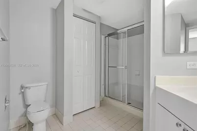 17150 N Bay Rd #2802, Sunny Isles Beach, FL 33160 - Photo 20