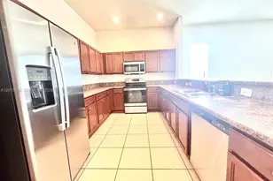 17031 SW 92nd St, Miami, FL 33196 - Photo 16