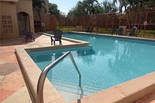 10253 NW 9th St Circle, Miami, FL 33172 - Photo 16