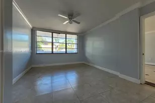 2175 NE 170th St, North Miami Beach, FL 33162 - Photo 6