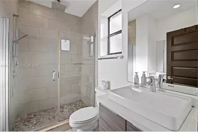 15776 NW 91st Ct, Miami Lakes, FL 33018 - Photo 24