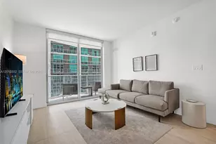 77 SE 5th St, Miami, FL 33131 - Photo 4
