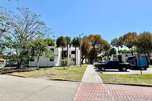 3610 SW 114th Ave, Miami, FL 33165 - Photo 10
