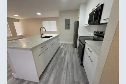10091 Kumquat St, Miami, FL 33157 - Photo 4