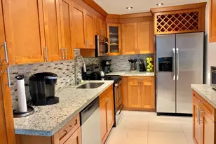 3901 S Ocean Dr, Hollywood, FL 33019 - Photo 4
