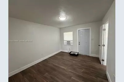 101 W 11th St #2, Riviera Beach, FL 33404 - Photo 8