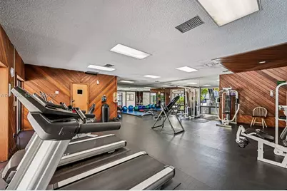 5222 NE 6th Ave #F34, Oakland Park, FL 33334 - Photo 8