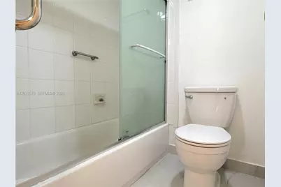 20400 W Country Club Dr #209, Aventura, FL 33180 - Photo 14