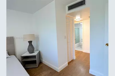 20400 W Country Club Dr #209, Aventura, FL 33180 - Photo 12