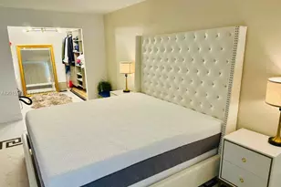 600 Parkview Dr, Hallandale Beach, FL 33009 - Photo 16