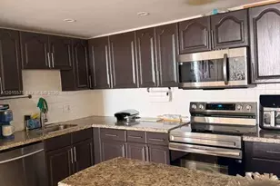 13499 Biscayne Blvd, North Miami, FL 33181 - Photo 8