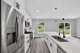 10110 SW 135 Ct, Other City - In The State Of Florida, FL 34432 - Photo 12