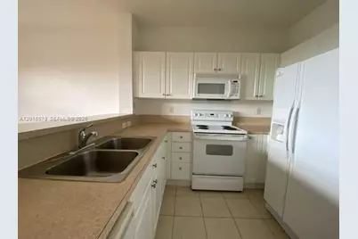 3350 NE 13th Cir Dr #201-21, Homestead, FL 33033 - Photo 4