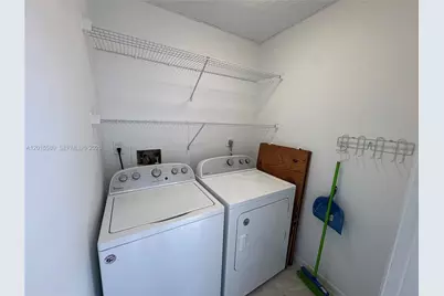 18875 NW 62nd Ave #105, Hialeah, FL 33015 - Photo 18