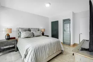 31 SE 5th St, Miami, FL 33131 - Photo 20
