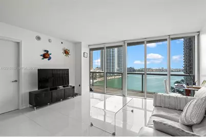 465 Brickell Ave #1016, Miami, FL 33131 - Photo 8