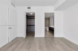 45 SW 9th St, Miami, FL 33130 - Photo 20