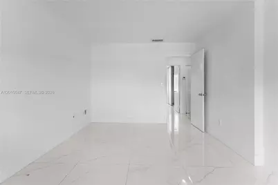 4079 W 9th Ln #74, Hialeah, FL 33012 - Photo 26