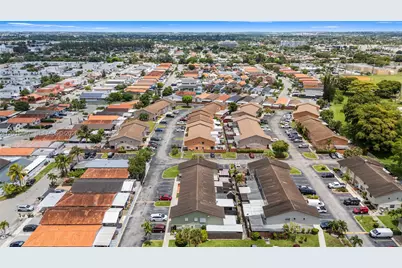 4079 W 9th Ln #74, Hialeah, FL 33012 - Photo 38