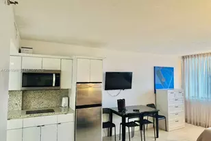 19201 Collins Ave, Sunny Isles Beach, FL 33160 - Photo 4