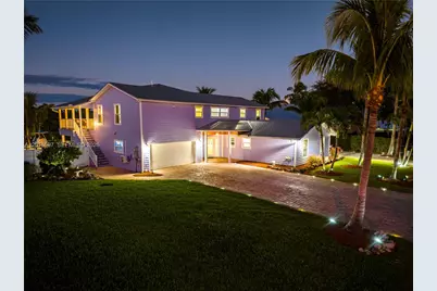 474 Peninsula Dr, Fort Pierce, FL 34946 - Photo 1