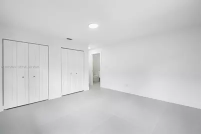 2060 N 26th Ave, Hollywood, FL 33020 - Photo 18