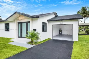 2060 N 26th Ave, Hollywood, FL 33020 - Photo 4