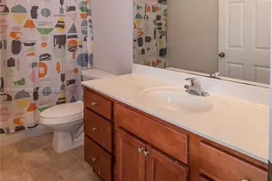 1036 NE 208th St, Miami, FL 33179 - Photo 8