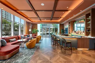 77 SE 5th St, Miami, FL 33131 - Photo 20