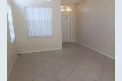 15964 NW 12th Ct, Pembroke Pines, FL 33028 - Photo 8