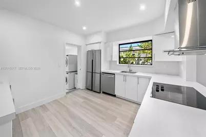 7525 Adventure Ave, North Bay Village, FL 33141 - Photo 8