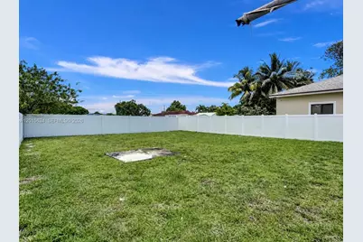 4129 SW 23 Street, West Park, FL 33023 - Photo 30