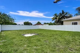 4129 SW 23 St, West Park, FL 33023 - Photo 30