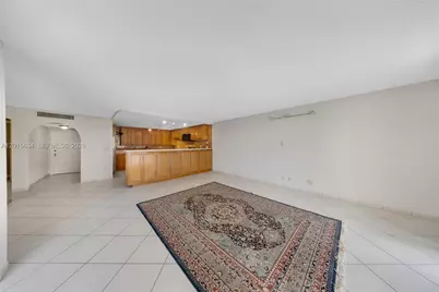 600 Three Islands Blvd #212, Hallandale Beach, FL 33009 - Photo 4