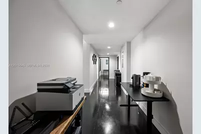 92 SW 3rd St #CU1B, Miami, FL 33130 - Photo 18