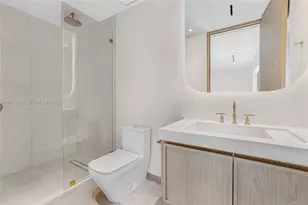 72 W Shore Dr W, Miami, FL 33133 - Photo 80
