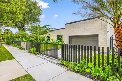 72 W Shore Dr W, Miami, FL 33133 - Photo 36
