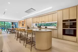 72 W Shore Dr W, Miami, FL 33133 - Photo 24