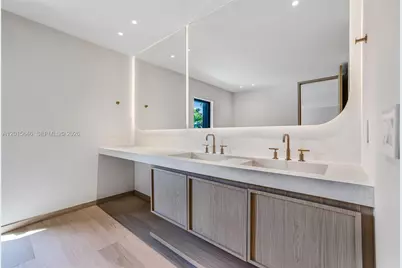 72 W Shore Dr W, Miami, FL 33133 - Photo 54