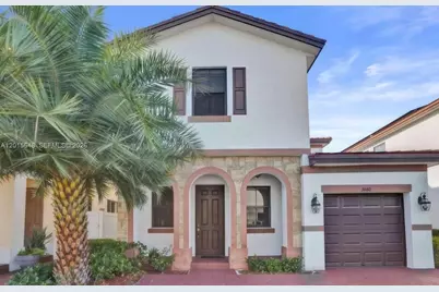 3460 W 103rd Ter, Hialeah, FL 33018 - Photo 4